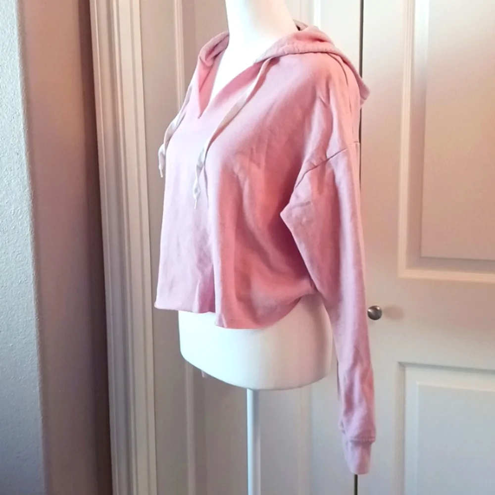 Blush Pink Cropped Hoodie Juniors L Loungewear Athletic Top - Picture 4 of 8